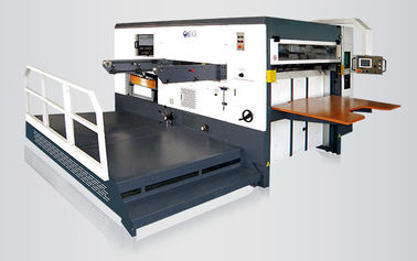 Máquina que corta con tintas y que arruga semi automática para cortar la caja de papel
